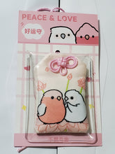 Load image into Gallery viewer, Rose Cockatoo lucky charm (Love)