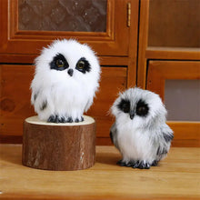 Load image into Gallery viewer, Christmas Owl decoration
