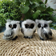 Load image into Gallery viewer, Christmas Owl decoration
