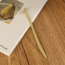 Load image into Gallery viewer, Bird Shaped Metal Bookmark/ Clip
