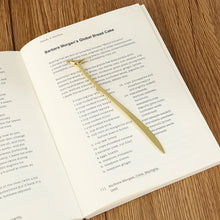 Load image into Gallery viewer, Bird Shaped Metal Bookmark/ Clip
