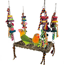Load image into Gallery viewer, Bird/Parrot Straw Mat

